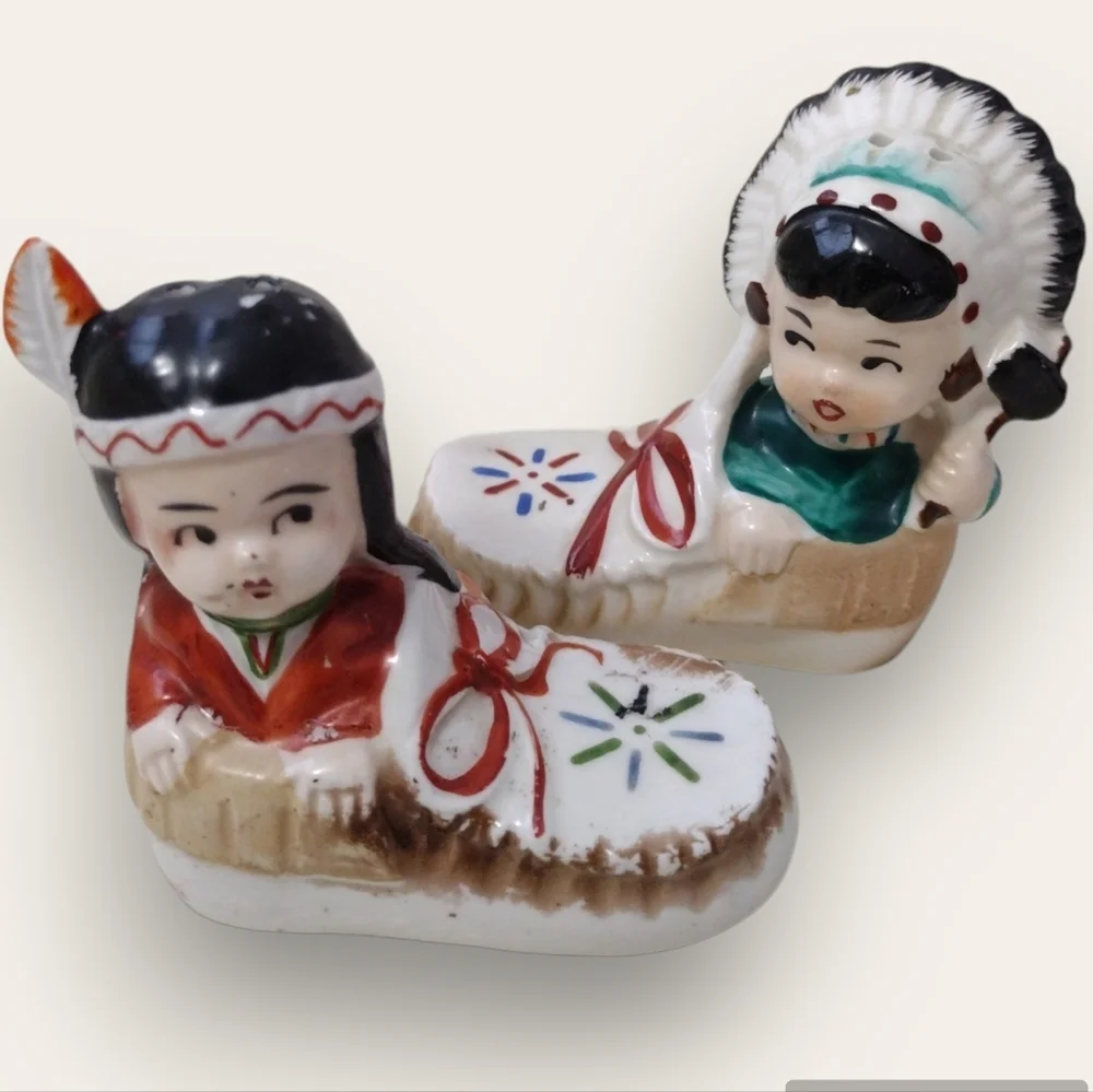 Vintage Native American Charm - Salt and Pepper Shaker Set